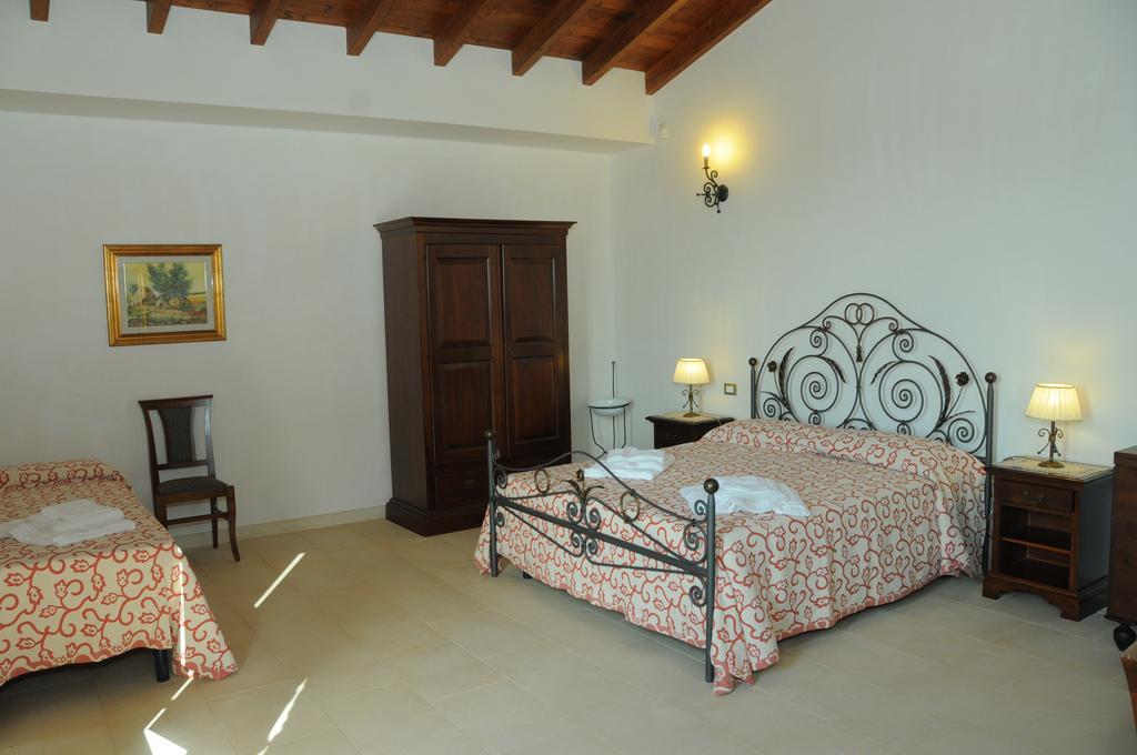 Agriturismo Masseria Quaremme Carpignano Salentino Værelse billede