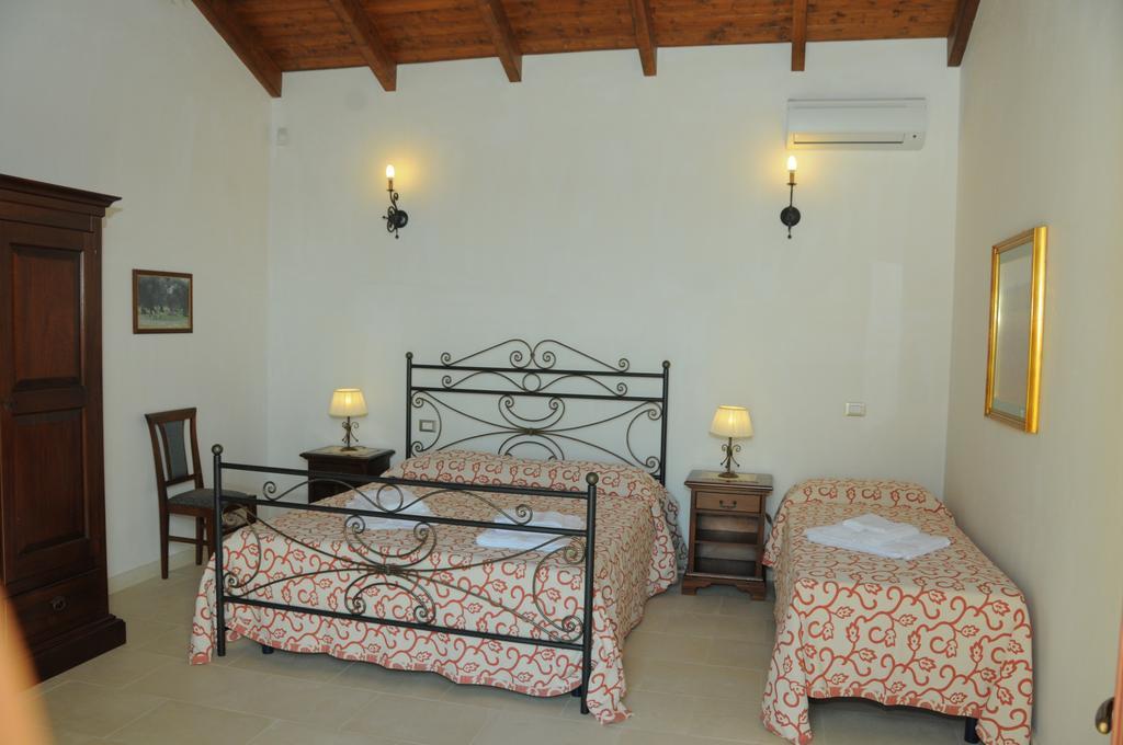 Agriturismo Masseria Quaremme Carpignano Salentino Værelse billede